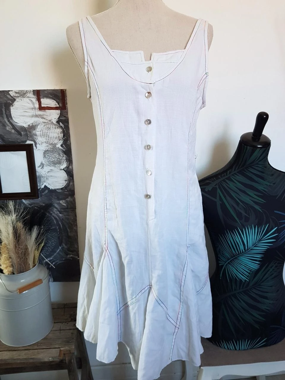 🌈 Robe blanche d'été Franstyle neuve, coutures arc-en-ciel, Taille 42 ☁️